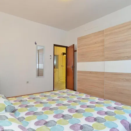 Fuer 5 Personen Ca 64 Qm In Peresiji, Istrien Binnenland Von Istrien Svetvinčenat